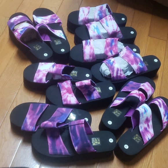 UO Ava Neoprene Platform Sandal - Picture 3 of 6